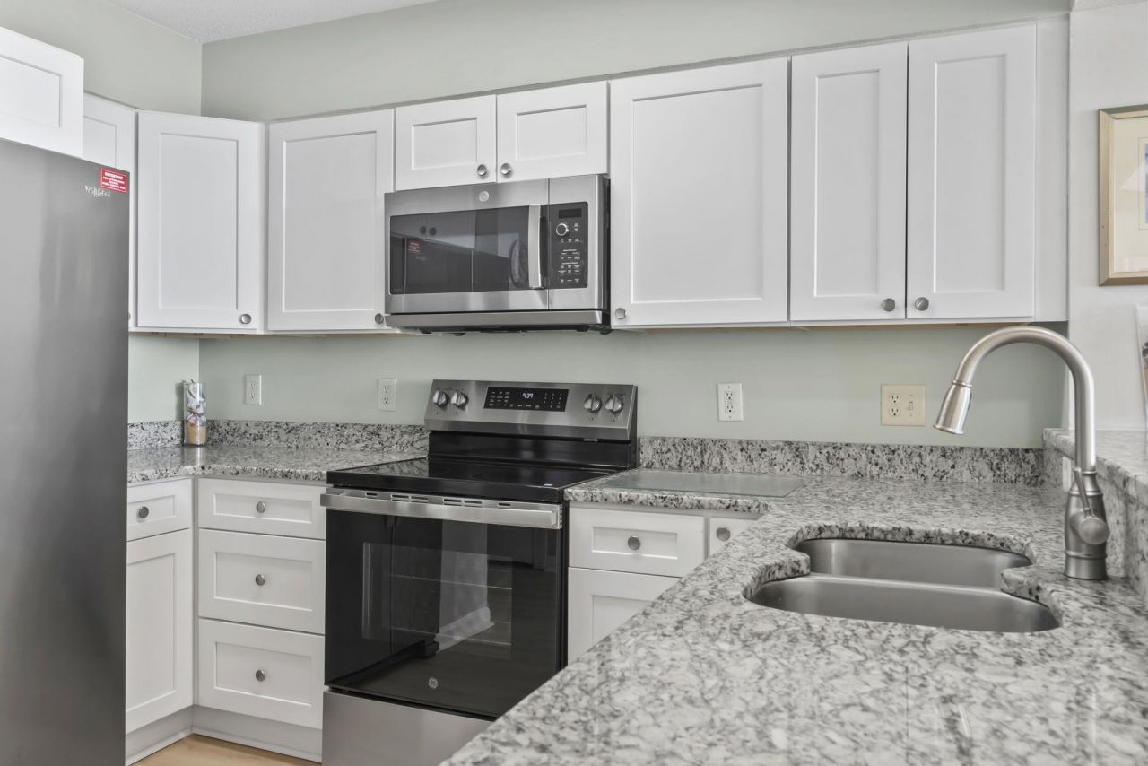 3805 S Ocean Blvd. Photo 4