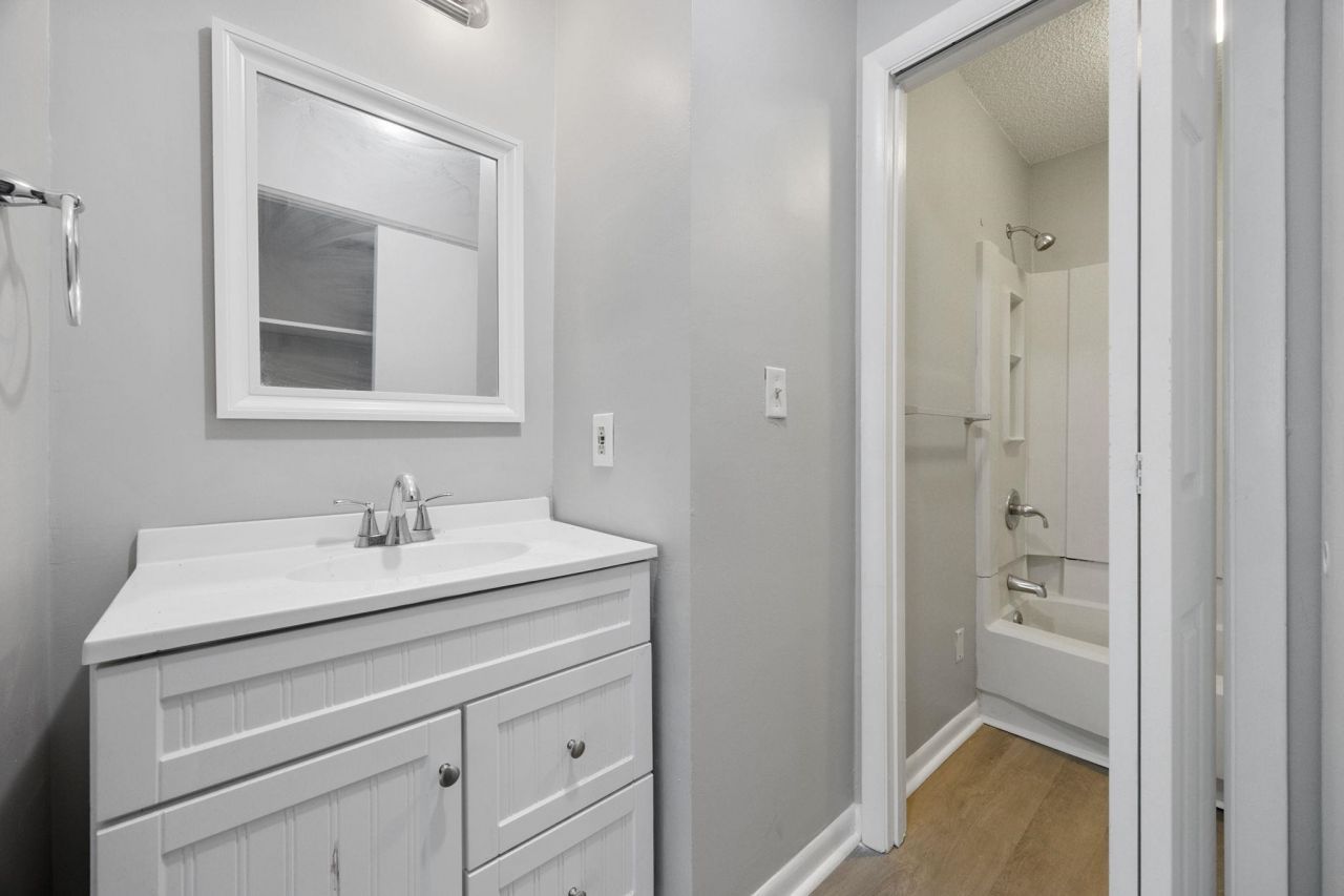 6840 Blue Heron Dr.  Photo 16