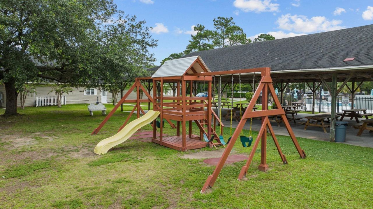 6840 Blue Heron Dr.  Photo 23