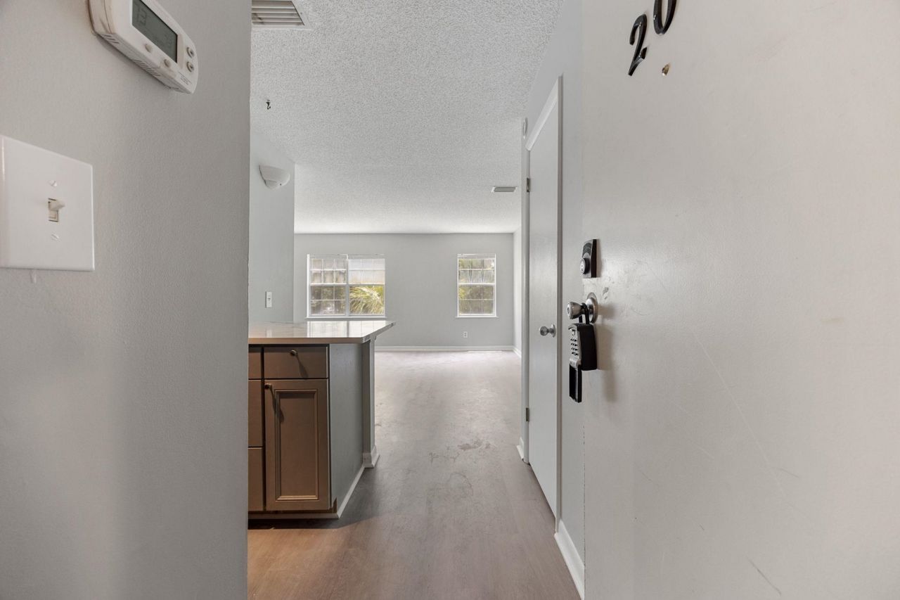 6840 Blue Heron Dr.  Photo 6