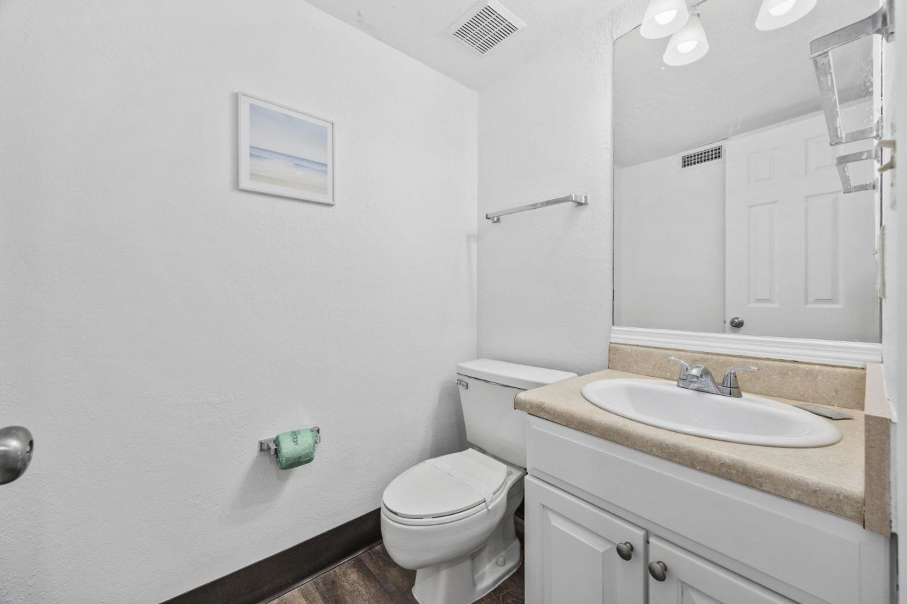 209 75th Ave N  Photo 20