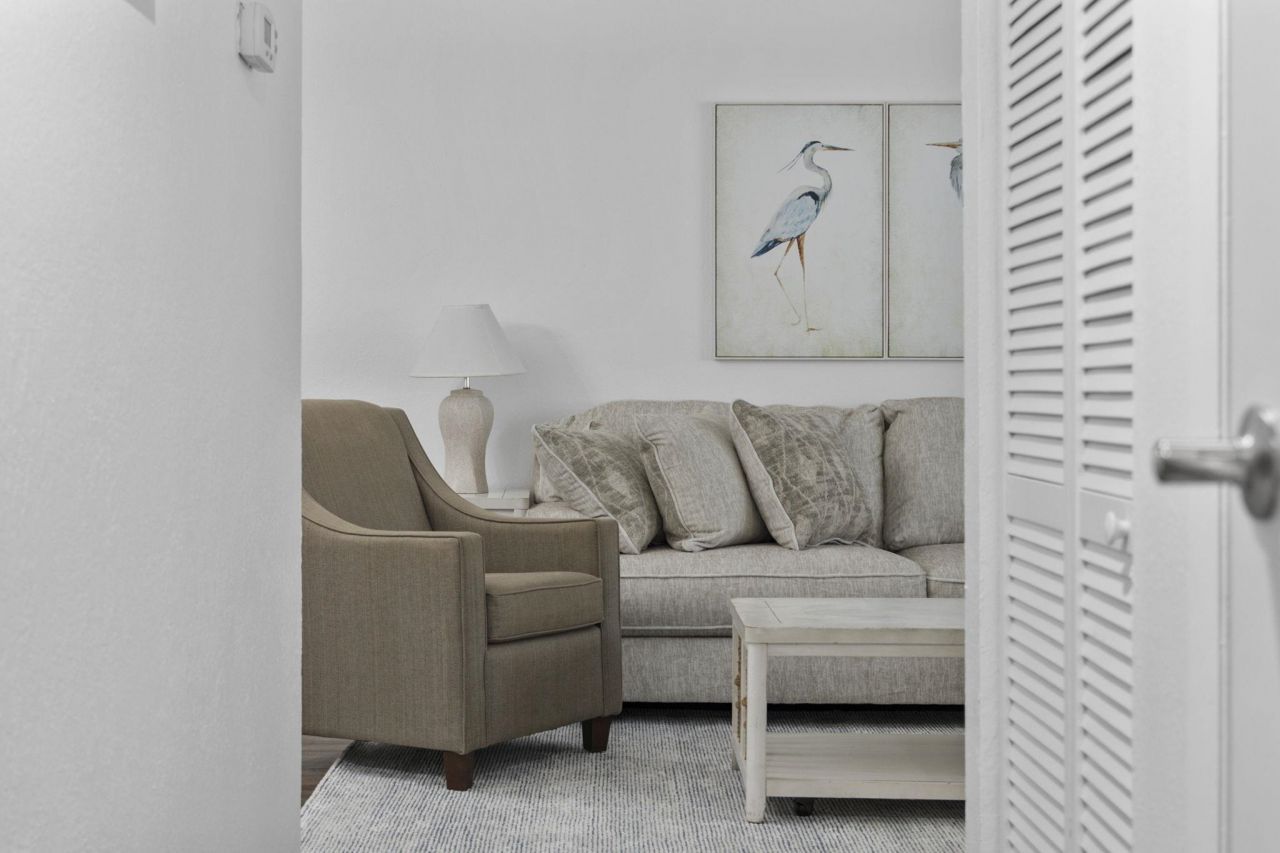 209 75th Ave N  Photo 22