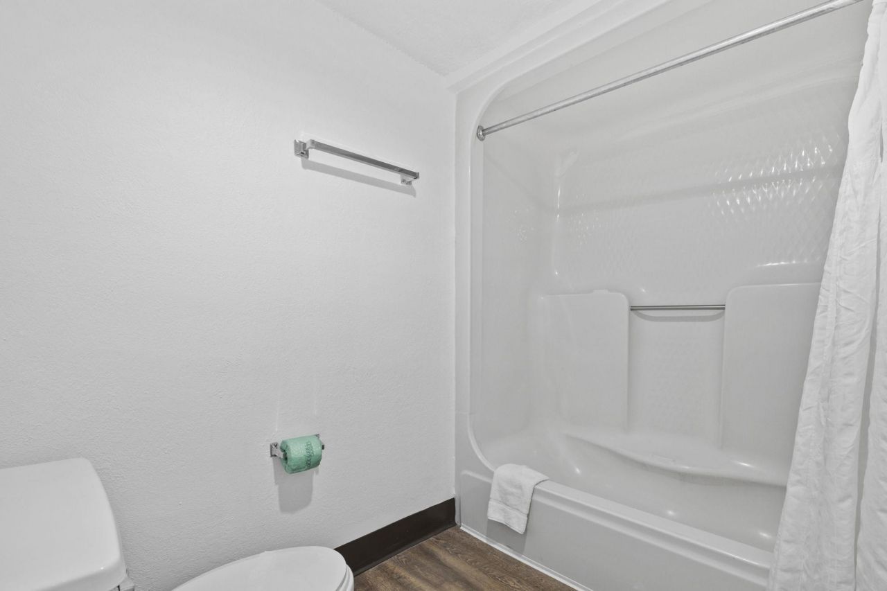 209 75th Ave N  Photo 26