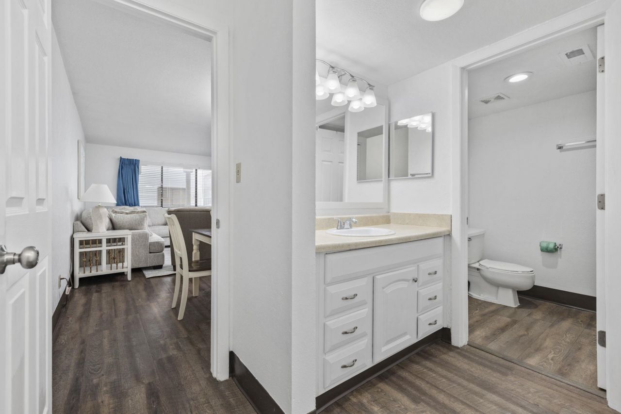 209 75th Ave N  Photo 28