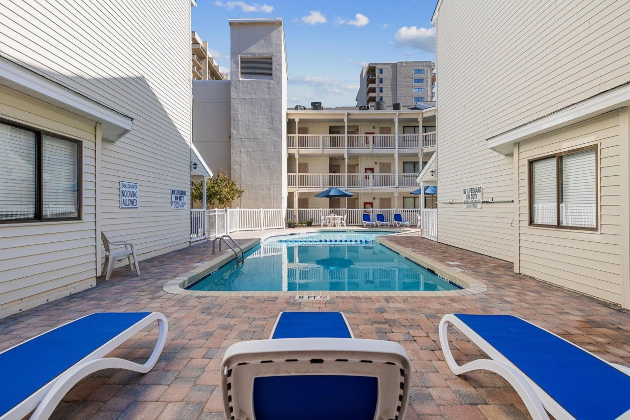 209 75th Ave N  Photo 33