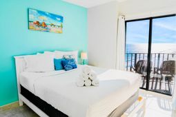 1605 S Ocean Blvd.  photo 4