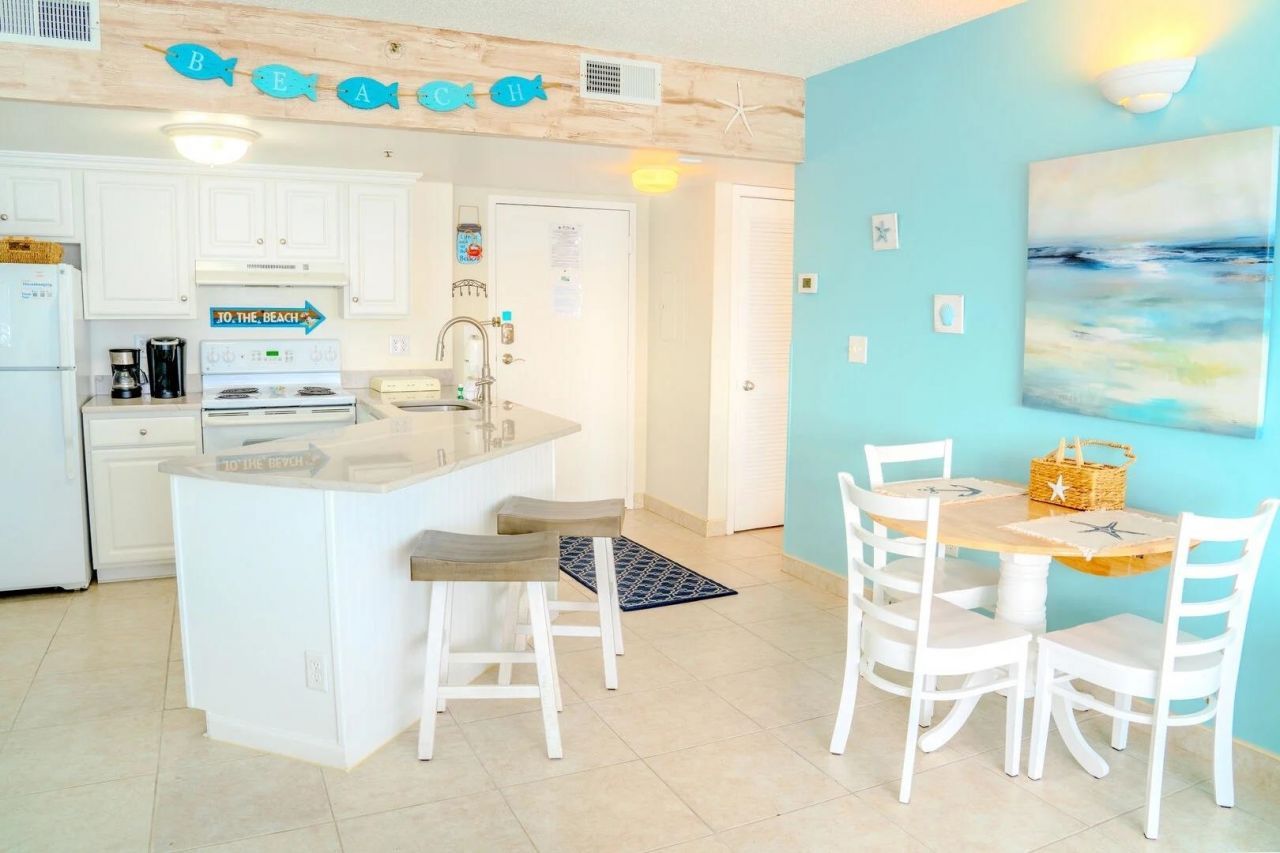 1605 S Ocean Blvd.  Photo 8