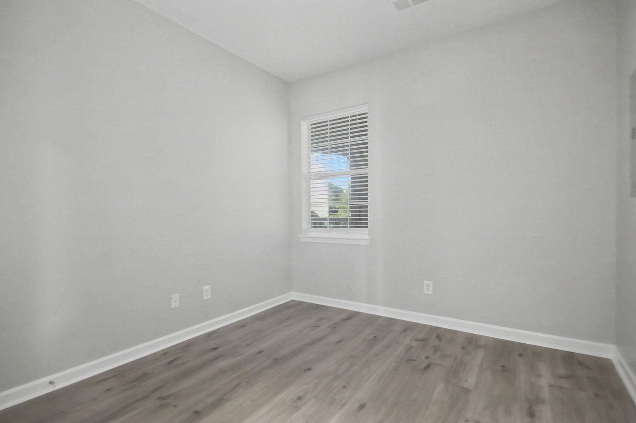 488 River Oaks Dr. Photo 21