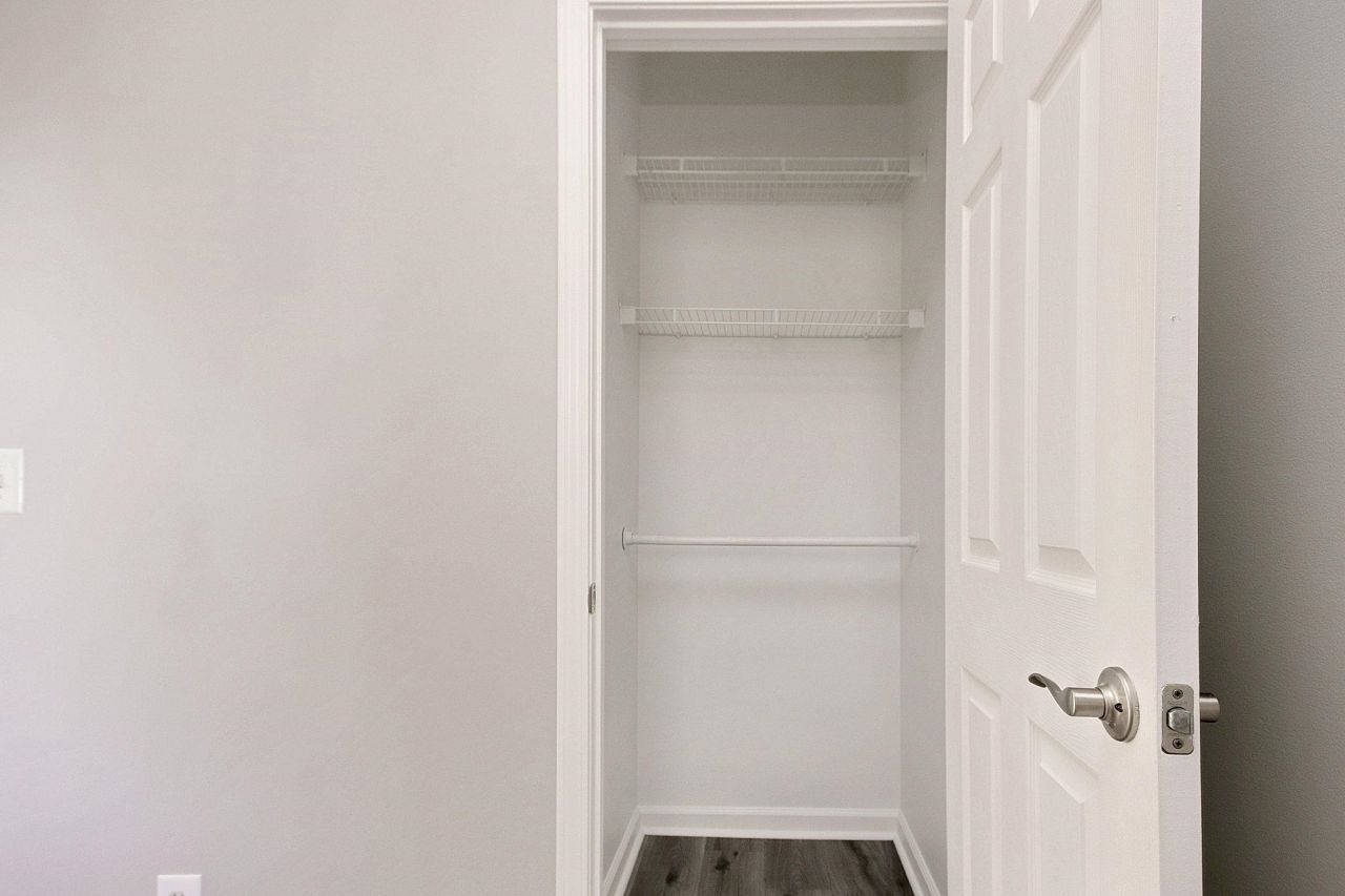 488 River Oaks Dr. Photo 23