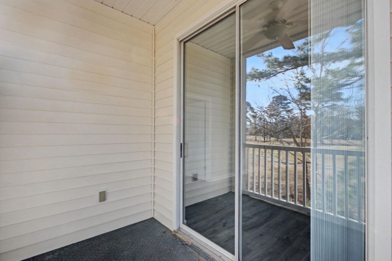 488 River Oaks Dr. Photo 26