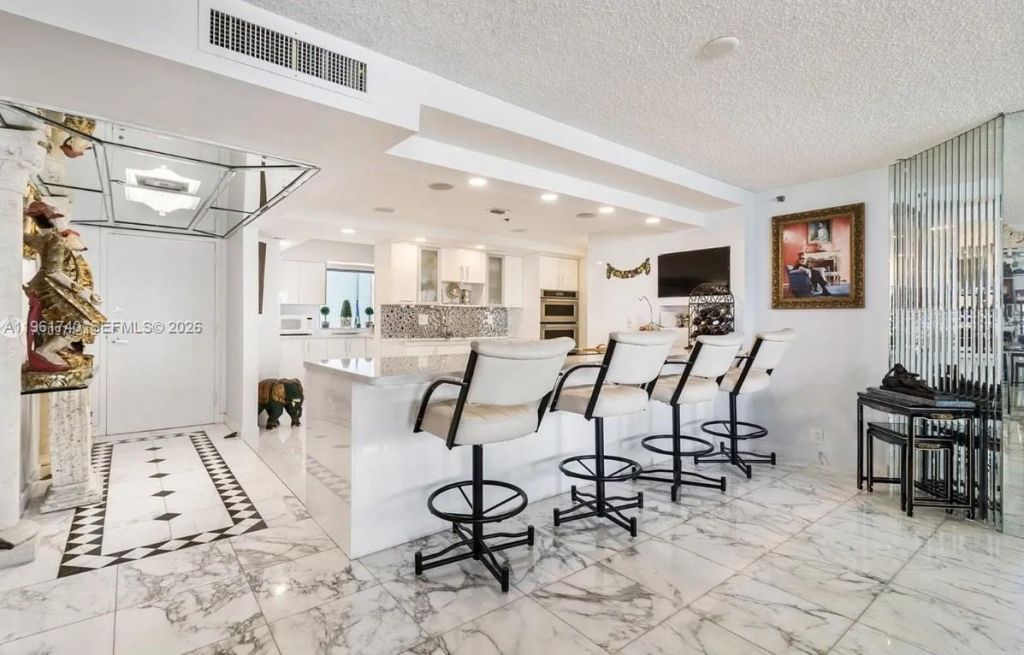 1717 N Bayshore Dr. , Unit A-3451, Miami, FL 33132 Photo