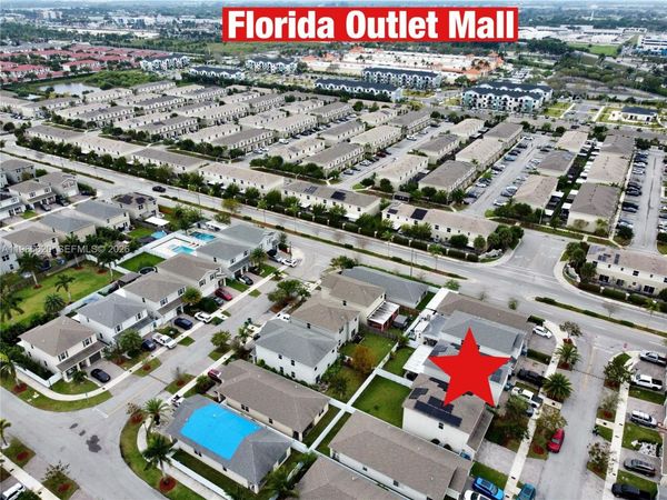 613 NE 5th Way , Florida City, FL 33034