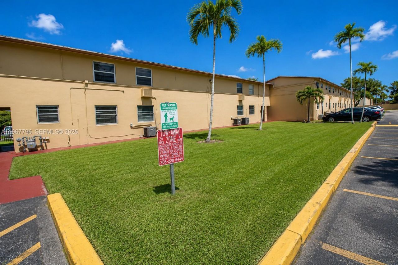 3901 SW 78th Ct, Unit 1-116, Miami, FL 33155 Photo