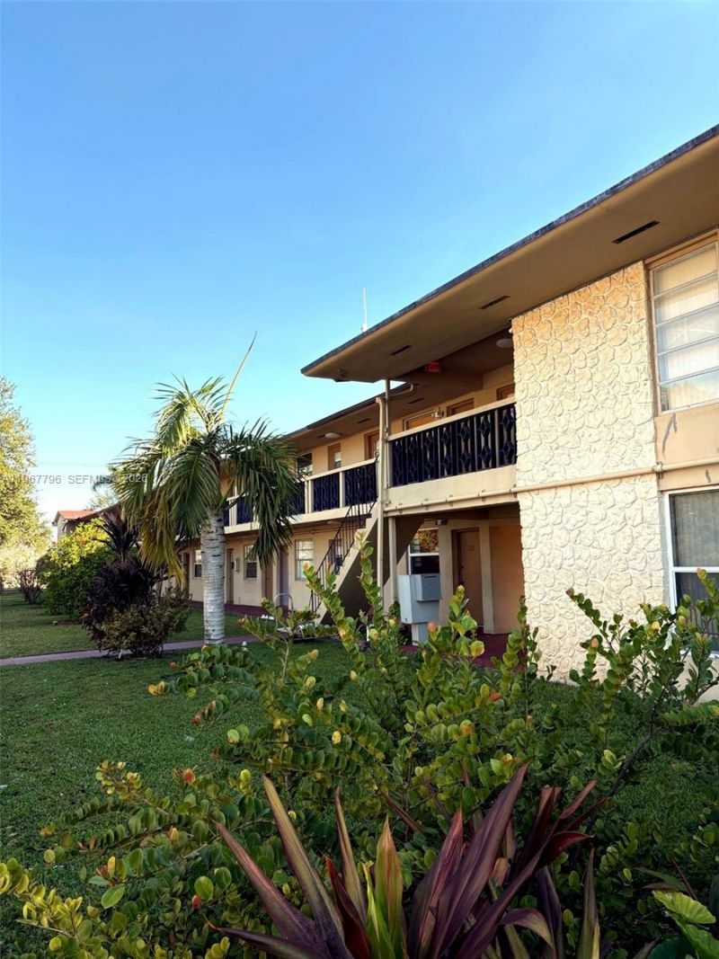 3901 SW 78th Ct, Unit 1-116, Miami, FL 33155 Photo