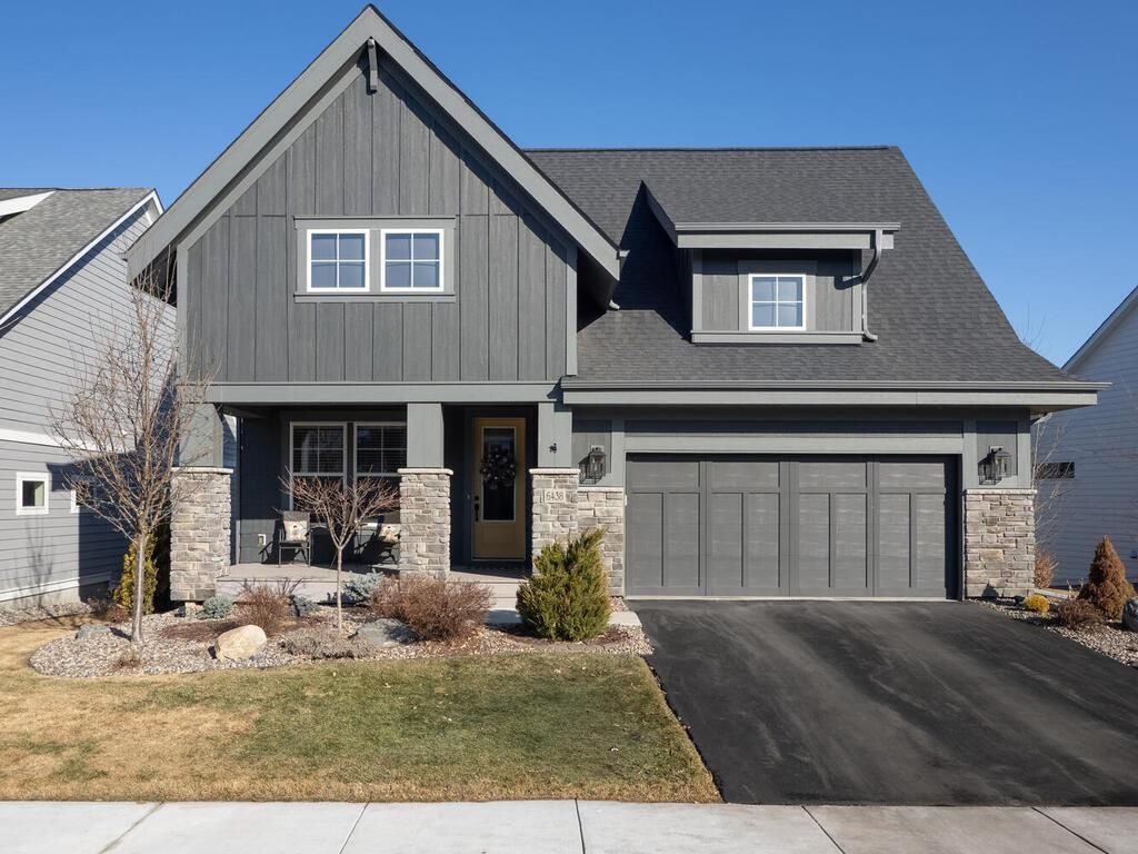 6438 Timber Arch Drive, Chaska, MN 55318 Main Photo
