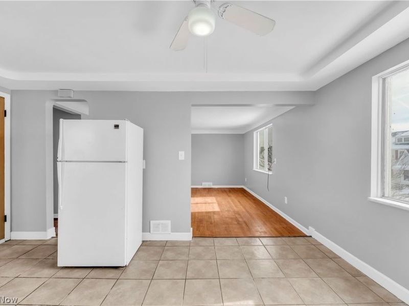 10725 Vernon Avenue, Unit 2/UP, Garfield Heights, OH 44125 Photo 11