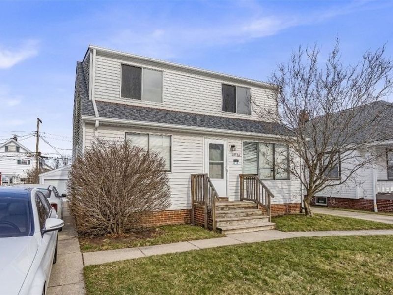 10725 Vernon Avenue, Unit 2/UP, Garfield Heights, OH 44125 Photo 2