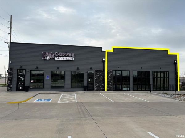 4650 UTICA RIDGE Road, Davenport, IA 52722