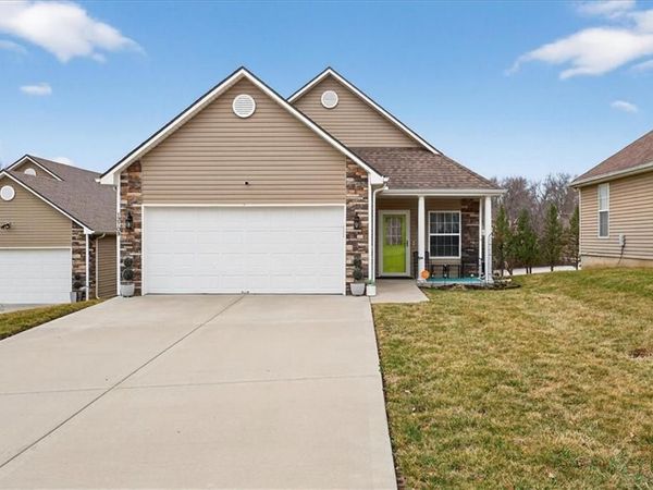 12709 E 48th Street, Independence, MO 64055