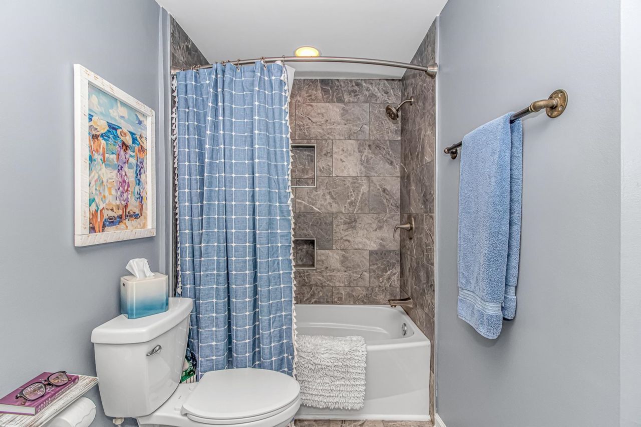 1401 Lighthouse Dr. Photo 29