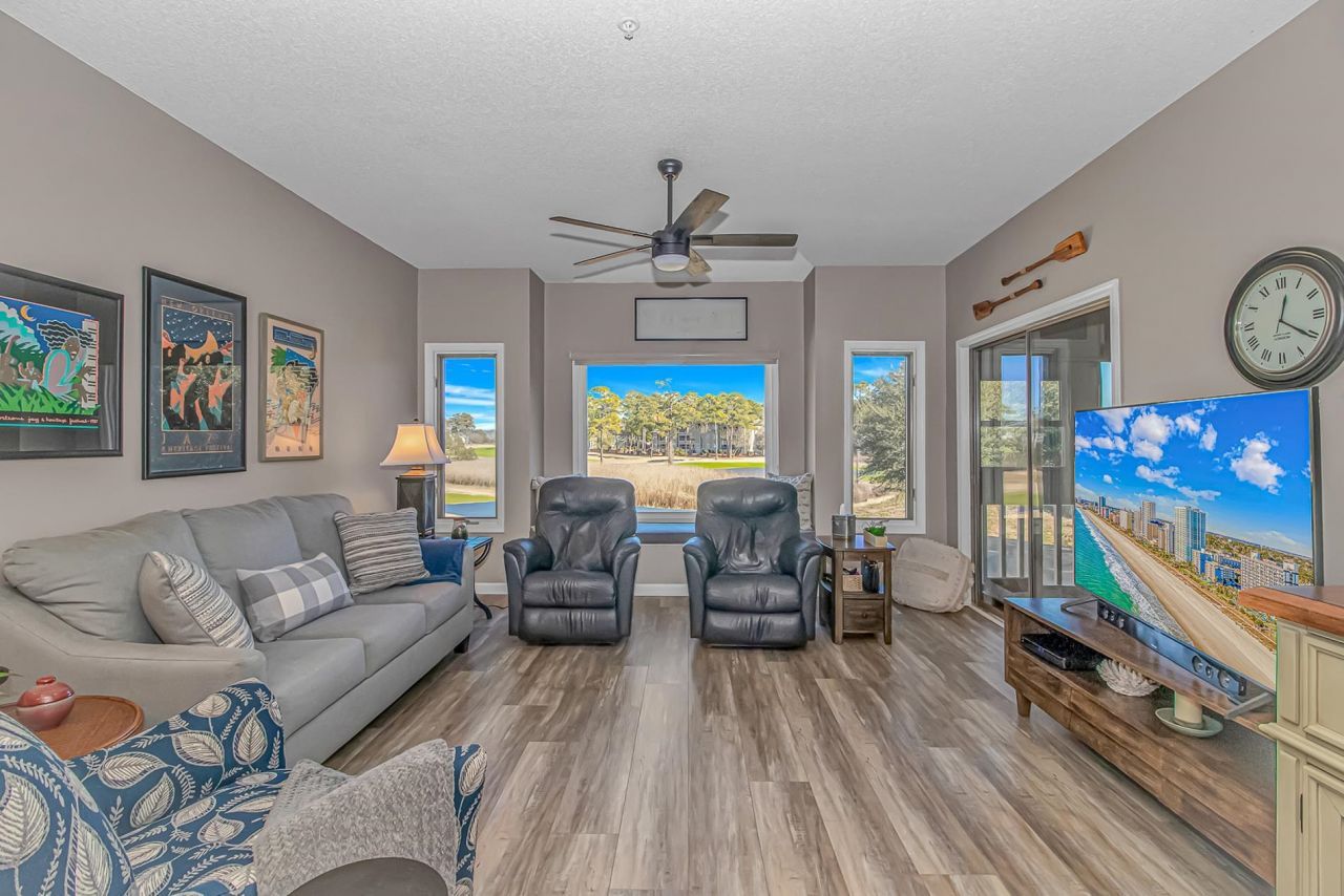 1401 Lighthouse Dr. Photo 4