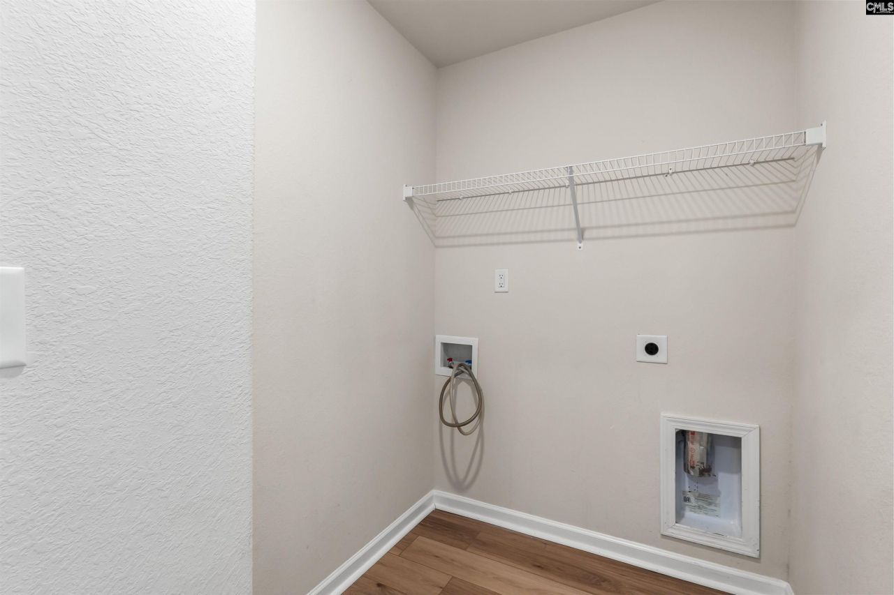 1323 Clemons Lane  Photo 12