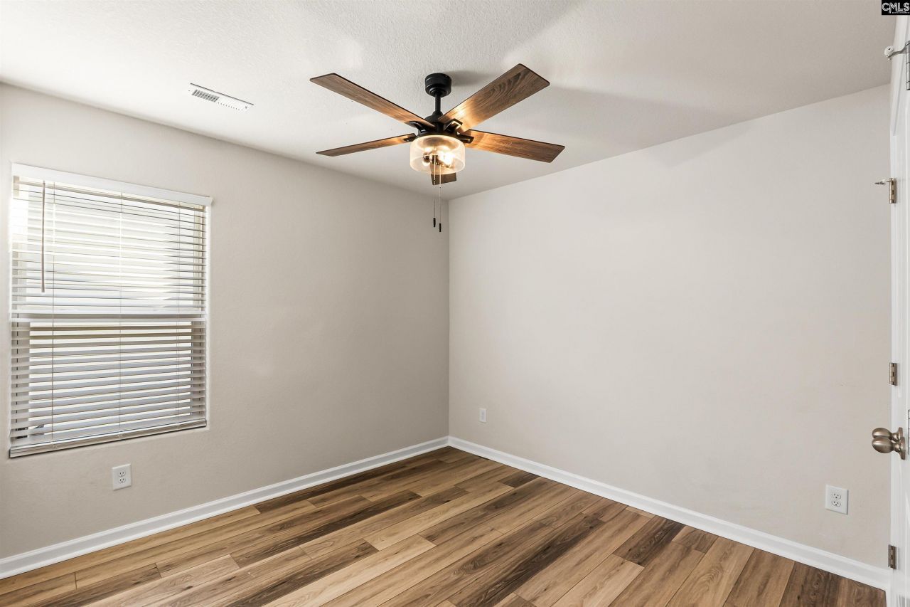 1323 Clemons Lane  Photo 17