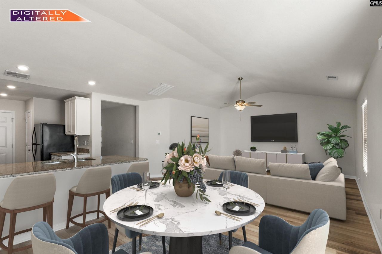 1323 Clemons Lane  Photo 5