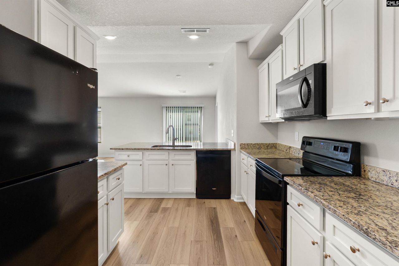 1323 Clemons Lane  Photo 9