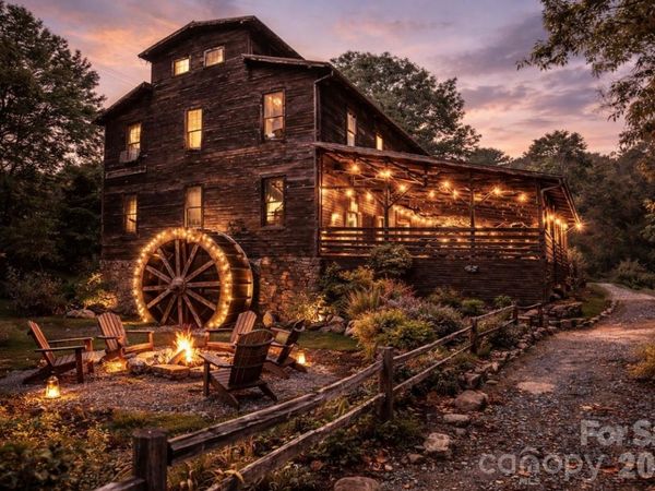 9 & 1 Old Mill Lane, Weaverville, NC 28787