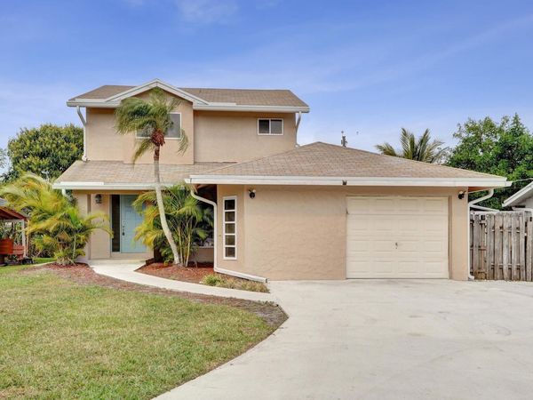 5425 Cleveland Road, Delray Beach, FL 33484
