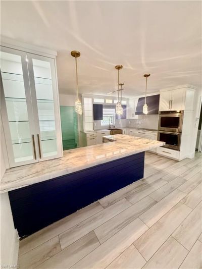 733 Pine Cone Ln, Naples, FL 34104 Photo