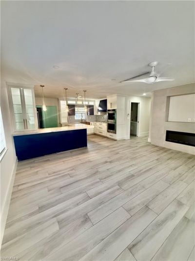 733 Pine Cone Ln, Naples, FL 34104 Photo