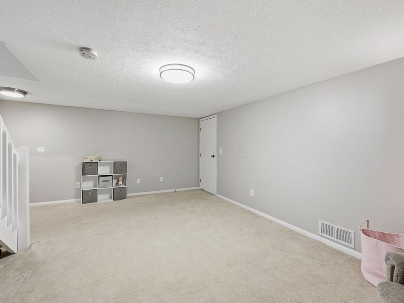 5698 Blendon Place Drive, Unit 74E, Columbus, OH 43230 Photo 22