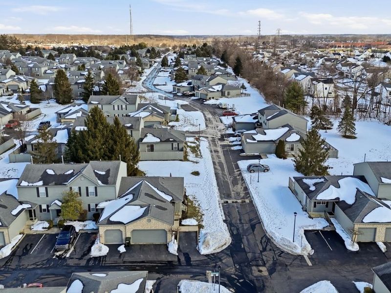 5698 Blendon Place Drive, Unit 74E, Columbus, OH 43230 Photo 31