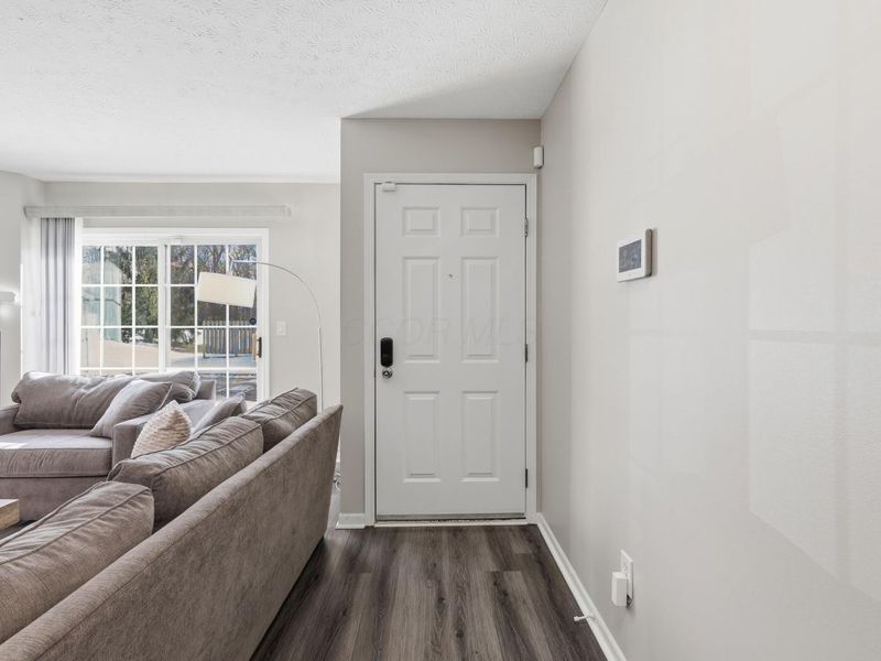 5698 Blendon Place Drive, Unit 74E, Columbus, OH 43230 Photo 6