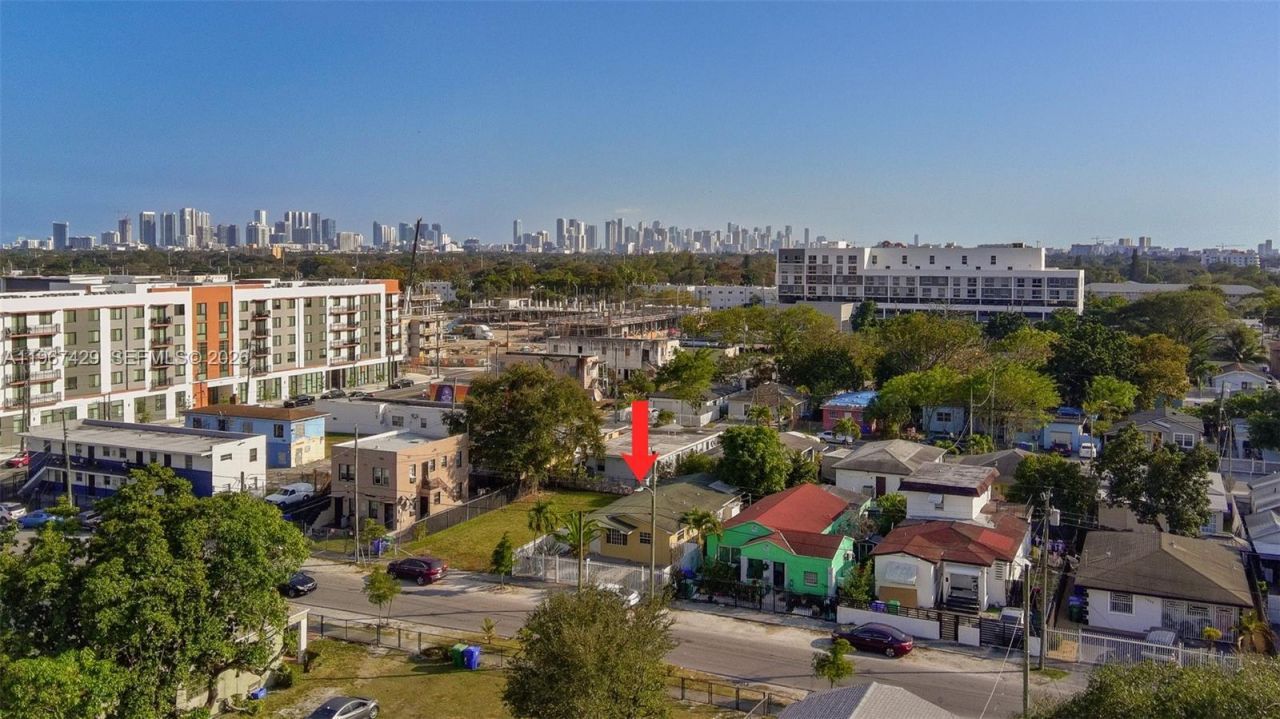 1518 NW 65th St, Miami, FL 33147 Photo