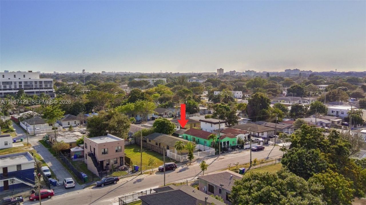 1518 NW 65th St, Miami, FL 33147 Photo