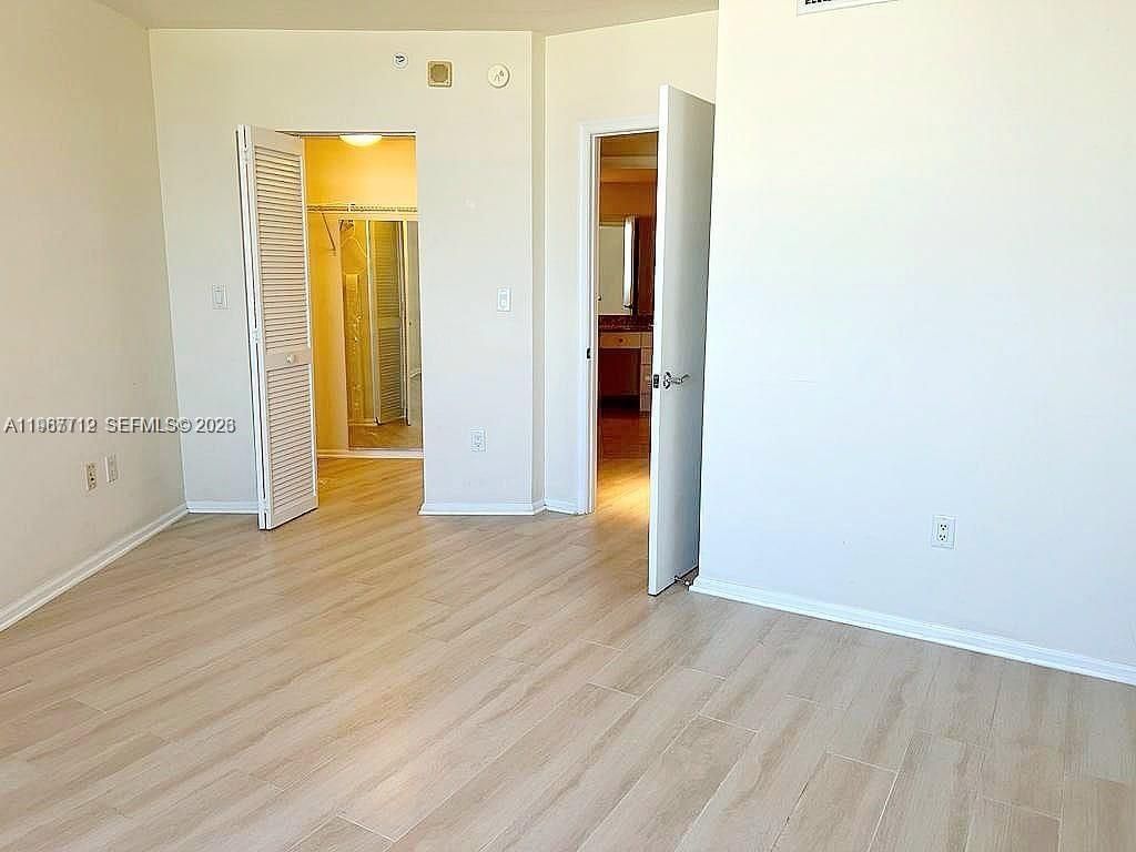 19501 W Country Club Dr, Unit 2611, Aventura, FL 33180 Photo