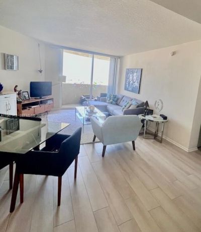 19501 W Country Club Dr, Unit 2611, Aventura, FL 33180 Photo