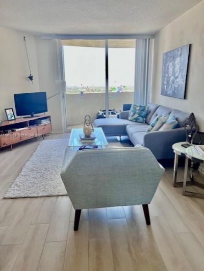 19501 W Country Club Dr, Unit 2611, Aventura, FL 33180 Photo