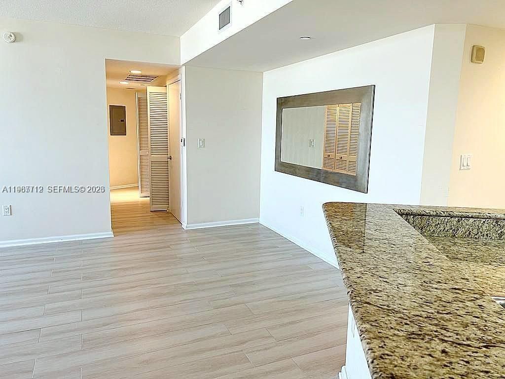 19501 W Country Club Dr, Unit 2611, Aventura, FL 33180 Photo