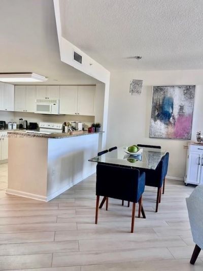 19501 W Country Club Dr, Unit 2611, Aventura, FL 33180 Photo