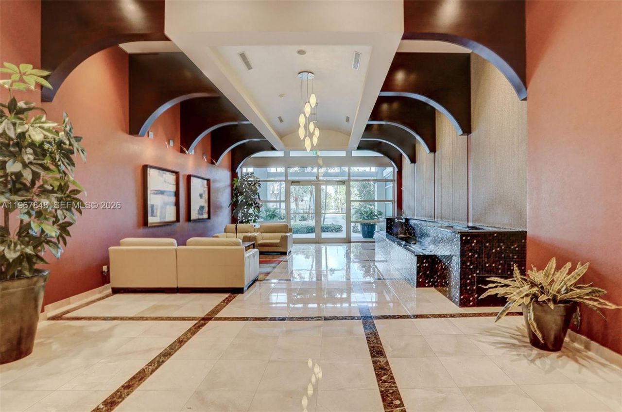 315 NE 3rd Ave, Unit 902, Fort Lauderdale, FL 33301 Photo