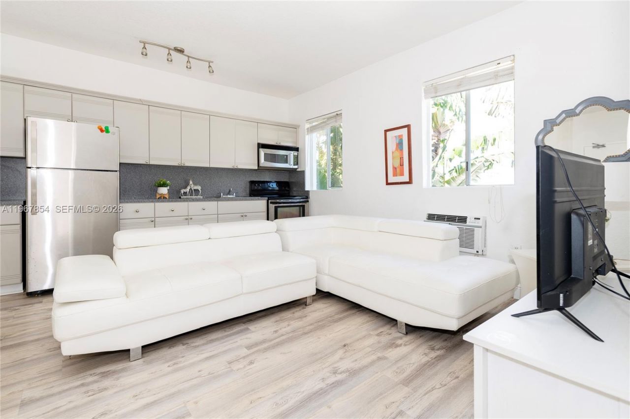 820 Euclid Ave , Unit 308, Miami Beach, FL 33139 Photo