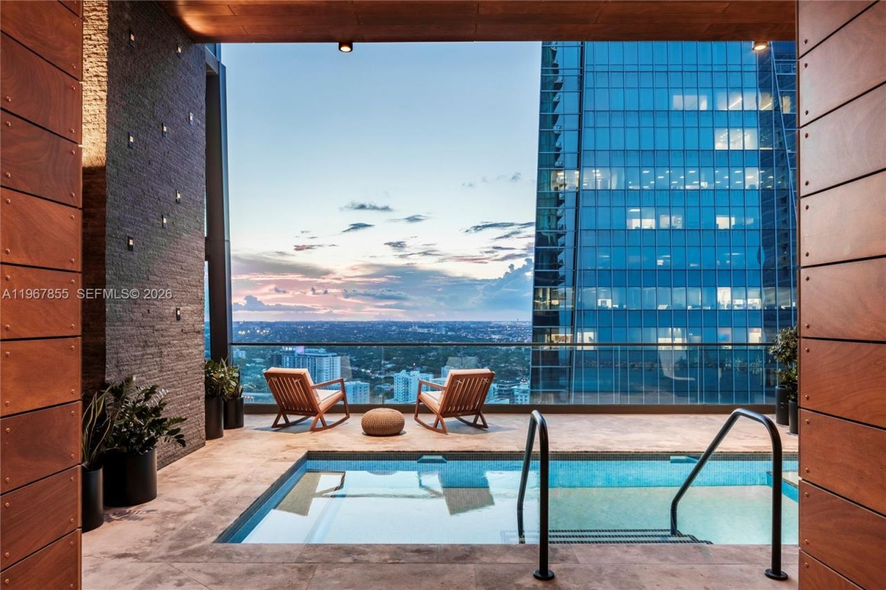 1451 Brickell Ave, Unit 1406, Miami, FL 33131 Photo