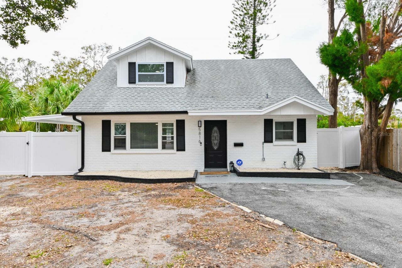 5816 Woodrow Wilson Boulevard Ne, Saint Petersburg, FL 33703 Main Photo