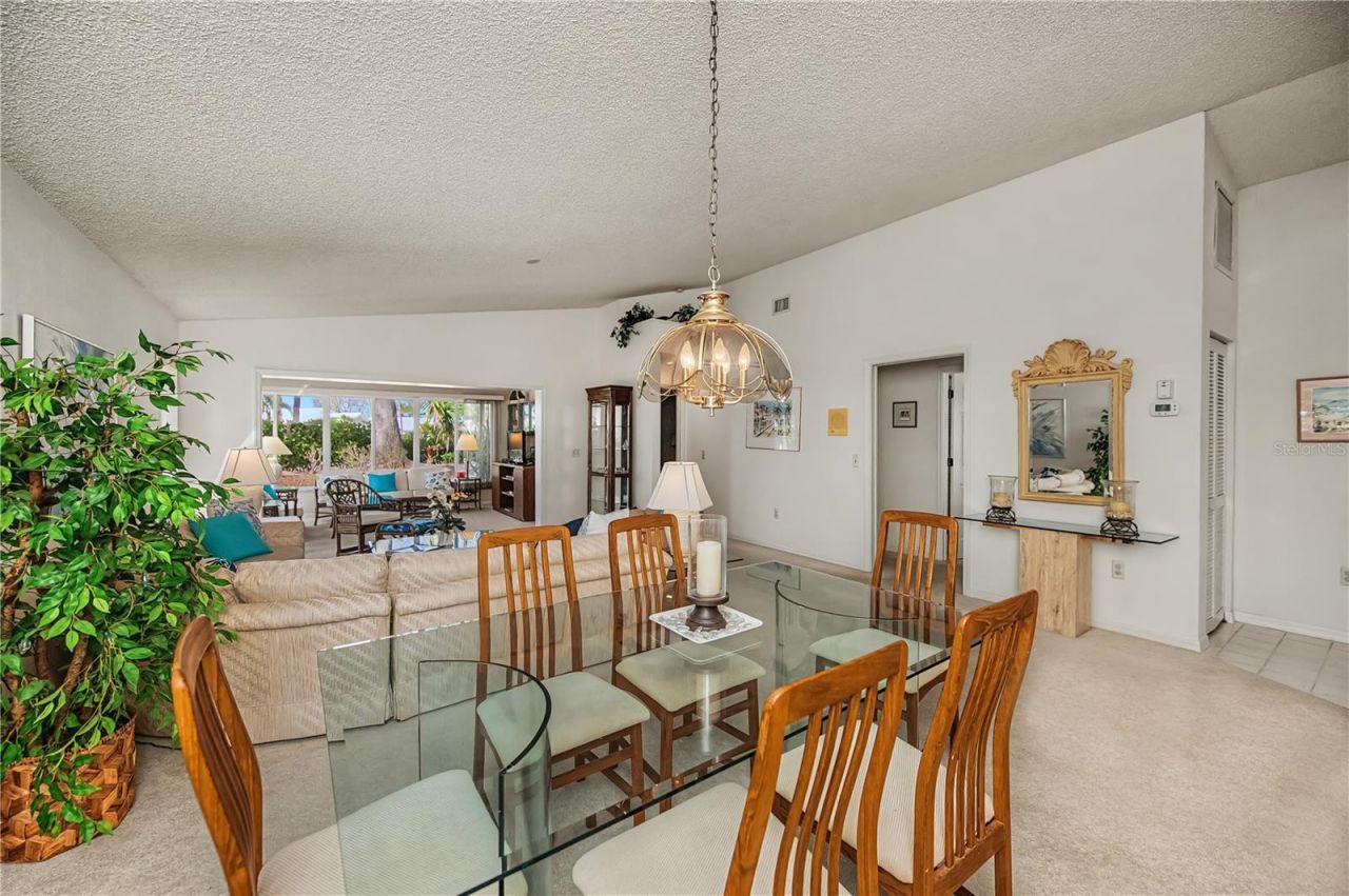 711 Brightside Crescent Drive, Venice, FL 34293 Photo