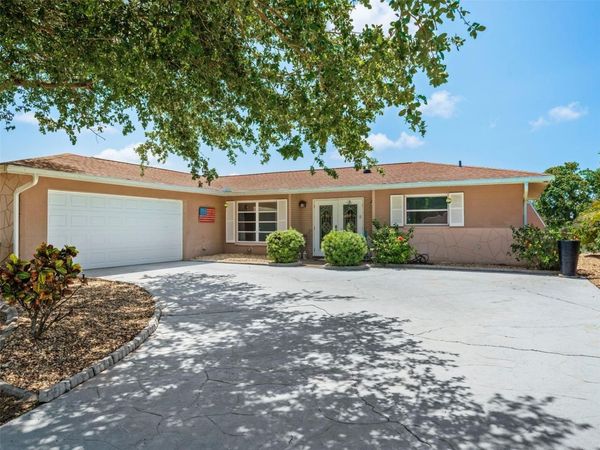 1260 LAKESIDE DRIVE, VENICE, FL 34293