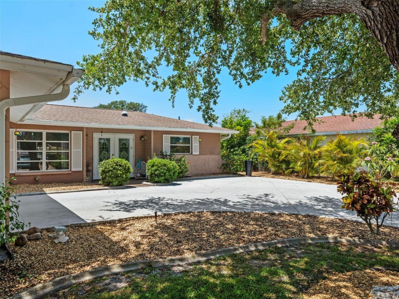 1260 Lakeside Drive, Venice, FL 34293 Photo